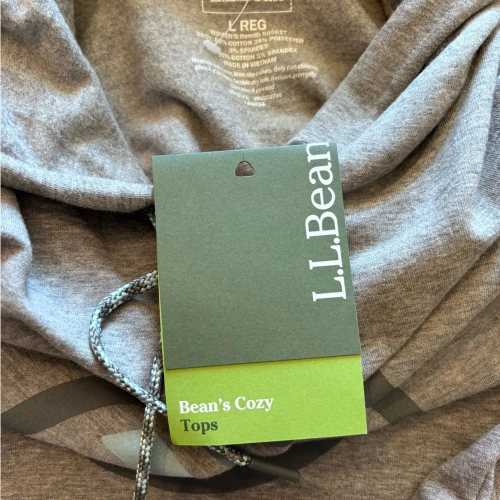 L.L. Bean Camp Hoodie with front pocket NWT - Picture 8 of 10